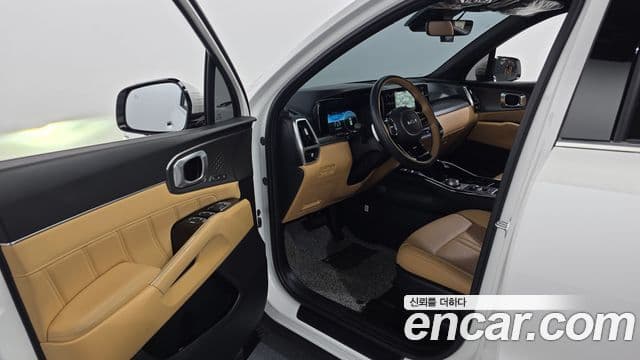 Kia Sorento 2023 — Şəkil 10/20
