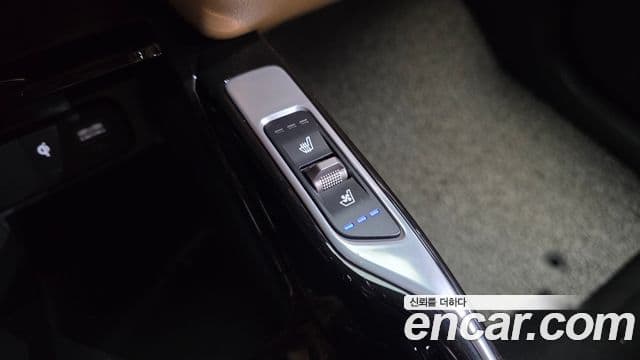 Kia Sorento 2023 — Şəkil 13/20