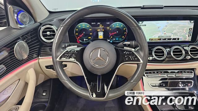 Mercedes-Benz E-Class 2021 — Şəkil 15/20