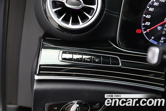 Mercedes-Benz E-Class 2020 — Şəkil 11/20