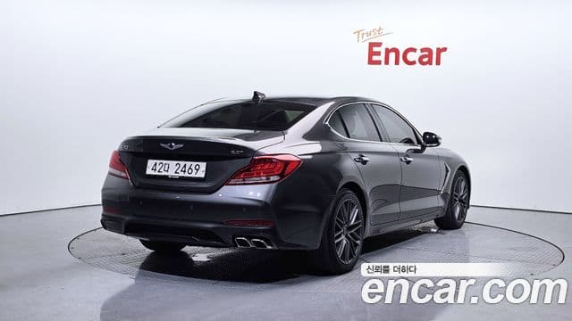 Genesis G70 2018 — ფოტო 2/20