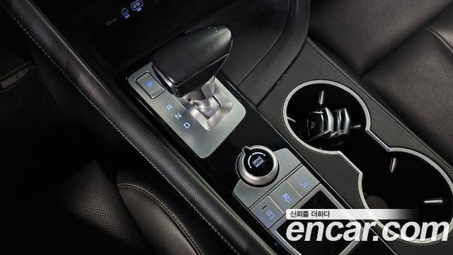 Genesis G70 2018 — ფოტო 9/20