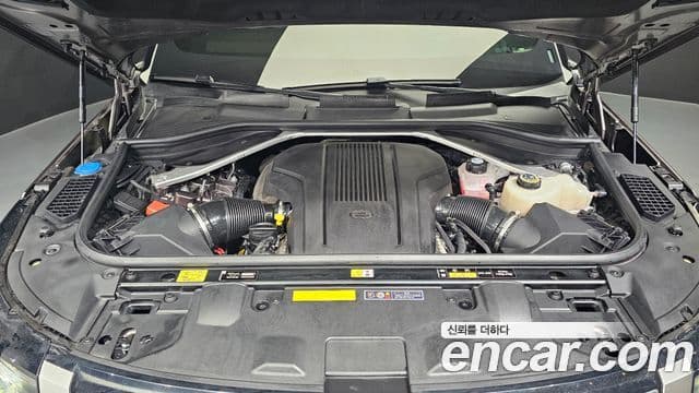 Land Rover Range Rover 2024 — Photo 14/20