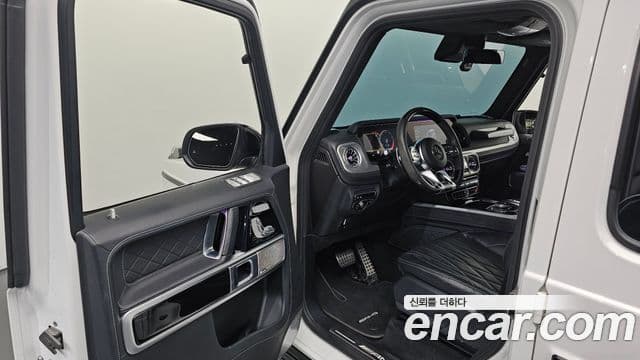 Mercedes-Benz G-Class 2021 — Photo 17/20