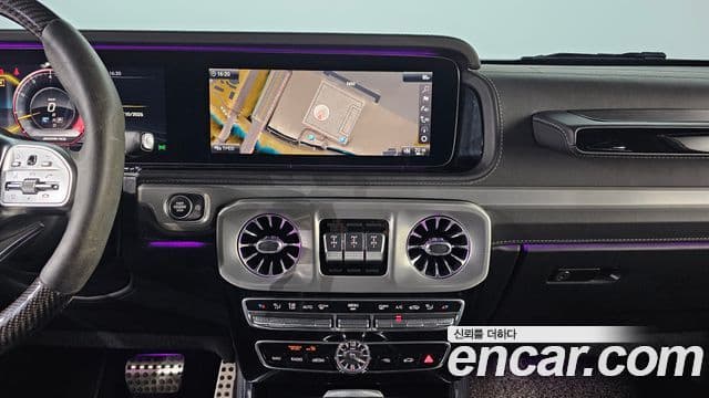 Mercedes-Benz G-Class 2021 — Photo 10/20