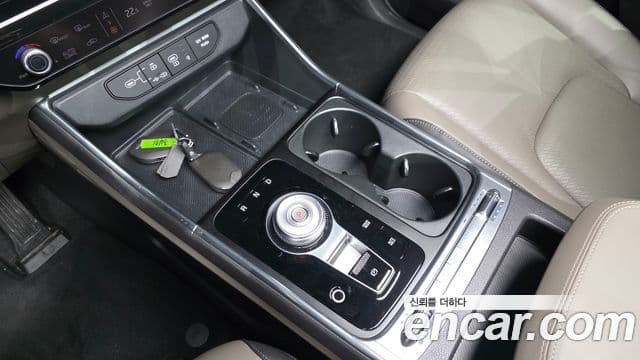 Kia Carnival 2024 — Şəkil 9/20