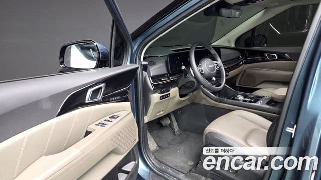 Kia Carnival 2024 — Şəkil 10/20