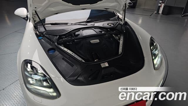 Porsche Panamera 2018 — Şəkil 6/20