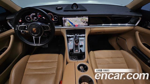 Porsche Panamera 2018 — Şəkil 7/20