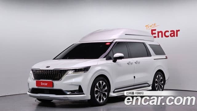 Kia Carnival 2021 — ფოტო 1/20