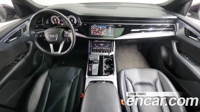 Audi Q7 2021 — ფოტო 7/20