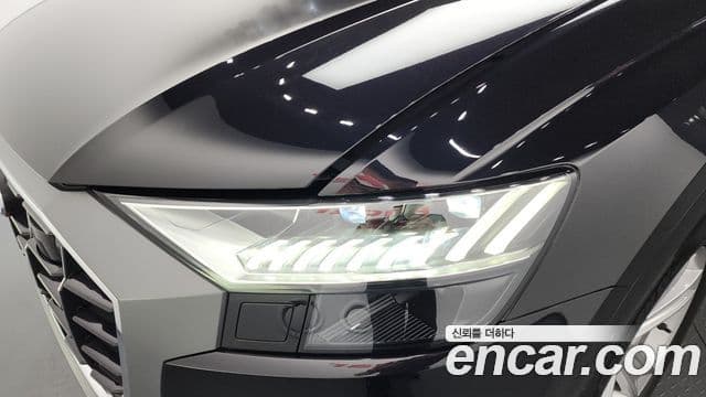 Audi Q8 2021 — Şəkil 5/35