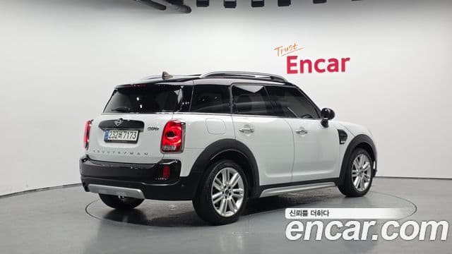 Mini Cooper Countryman 2019 — ფოტო 2/20