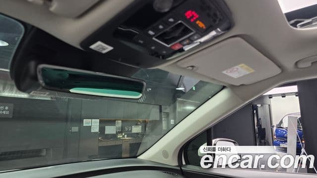 Kia Carnival 2024 — Photo 14/33