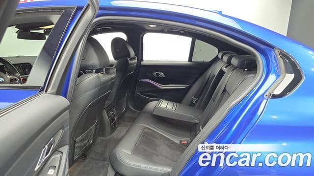 BMW 3 Series 2021 — ფოტო 11/20