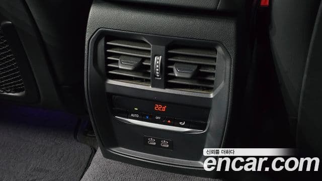 BMW 3 Series 2021 — Photo 16/31