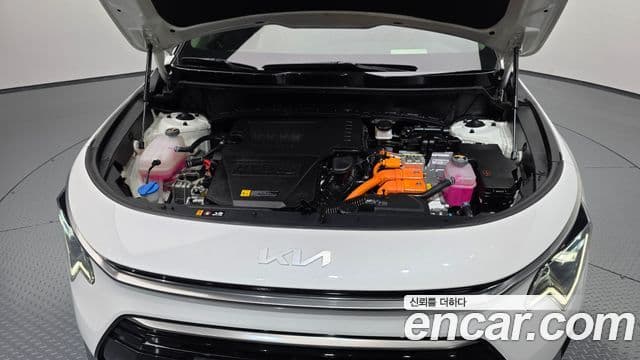 Kia Niro 2024 — ფოტო 6/20