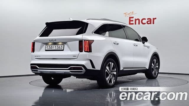 Kia Sorento 2023 — Şəkil 2/20