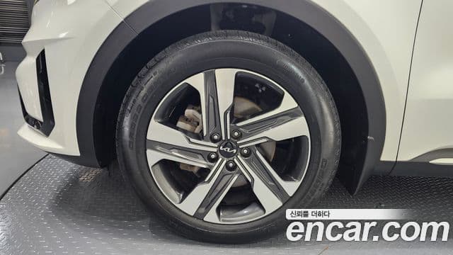 Kia Sorento 2023 — Şəkil 5/20