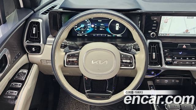 Kia Sorento 2023 — Şəkil 13/20