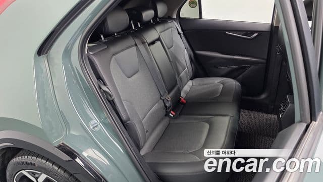 Kia Niro 2022 — Фото 12/20