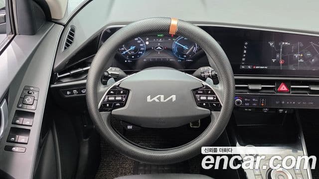 Kia Niro 2022 — Фото 13/20