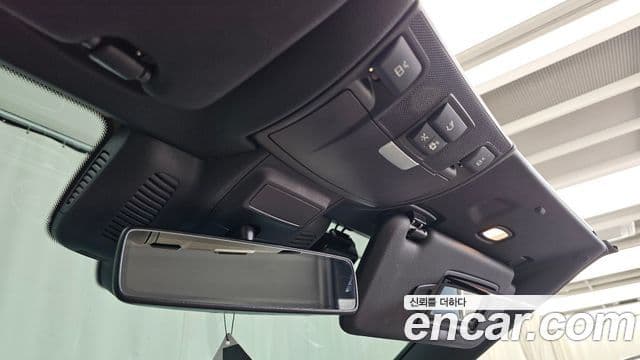Mercedes-Benz E-Class 2018 — Şəkil 17/20