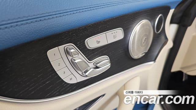 Mercedes-Benz E-Class 2018 — Şəkil 19/35