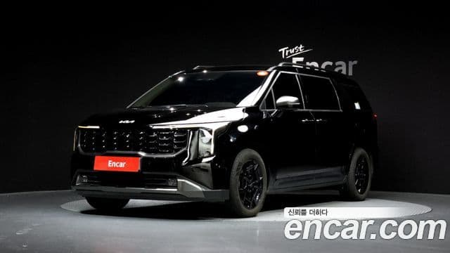 Kia Carnival 2025 — Фото 1/20