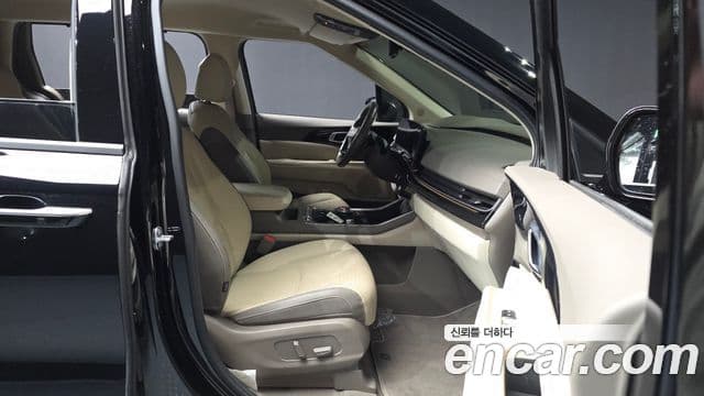 Kia Carnival 2025 — Фото 11/20
