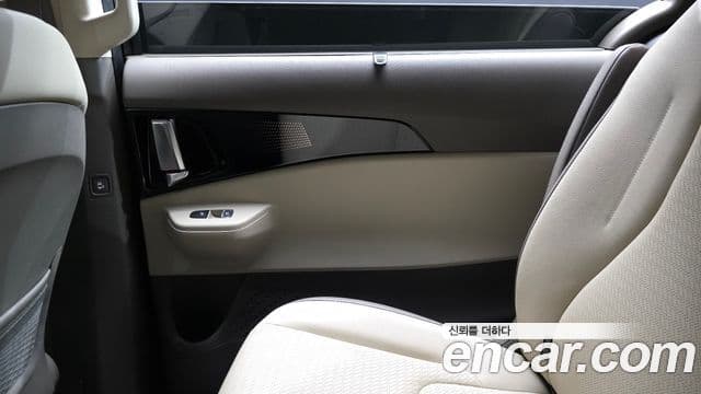 Kia Carnival 2025 — Photo 1/35