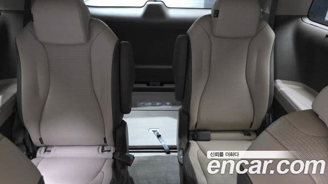 Kia Carnival 2025 — Photo 31/35