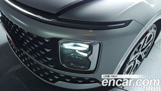 Hyundai Grandeur Hybrid 2022 — Photo 1/32