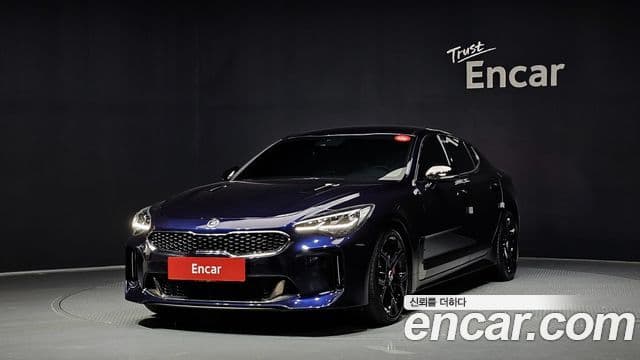 Kia Stinger 2019 — Фото 1/20