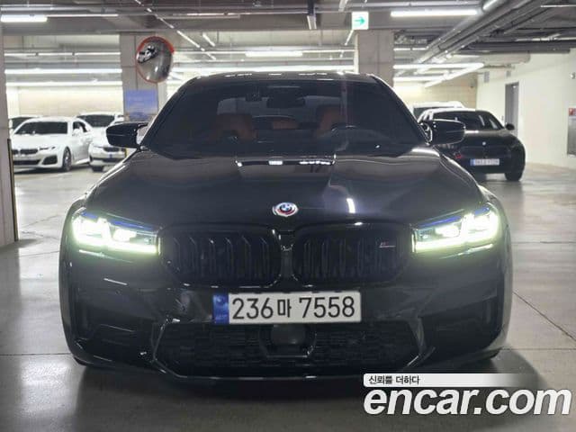 BMW M5 2023 — ფოტო 1/15