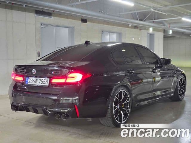 BMW M5 2023 — ფოტო 4/15