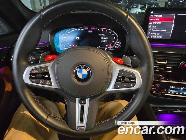 BMW M5 2023 — ფოტო 14/15