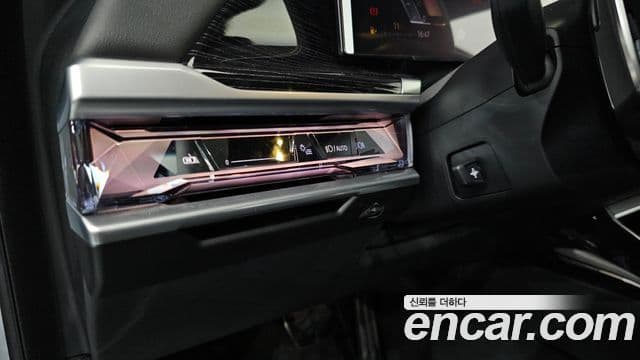 BMW 7 Series 2025 — Photo 2/35