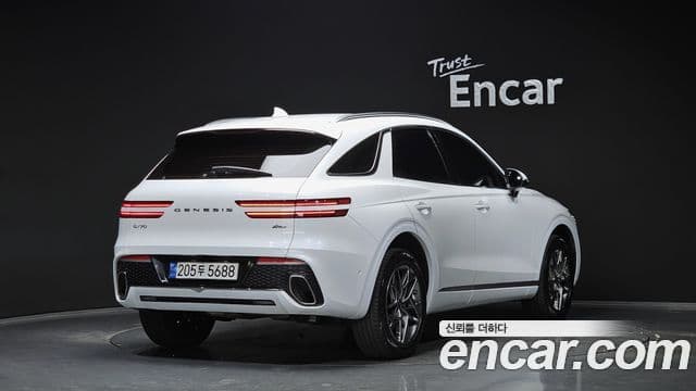 Genesis GV70 2022 — ფოტო 19/20