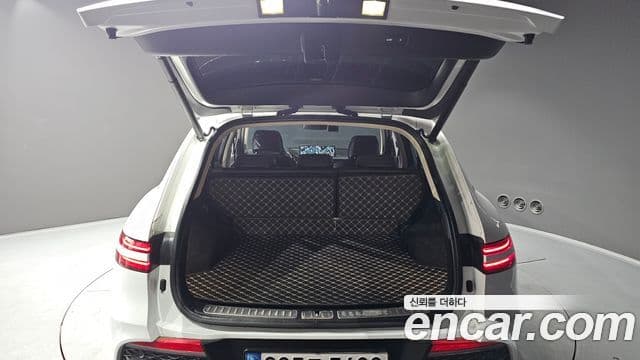 Genesis GV70 2022 — ფოტო 20/20