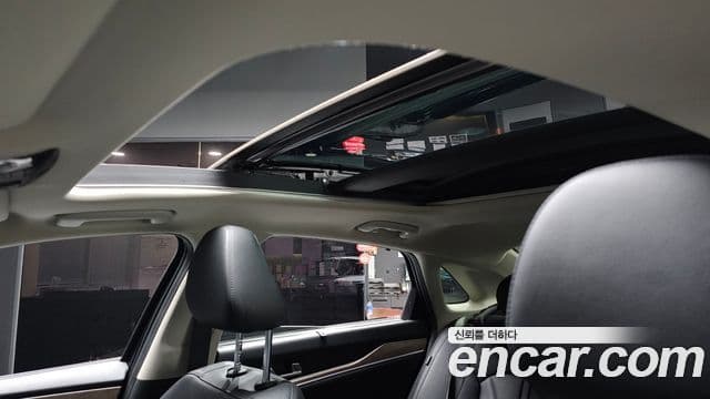Kia K5 2020 — ფოტო 19/20