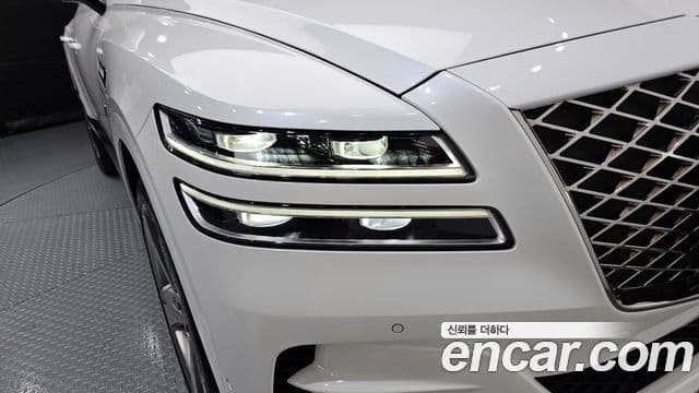 Genesis GV80 2023 — ფოტო 21/32