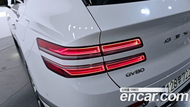 Genesis GV80 2023 — ფოტო 7/32