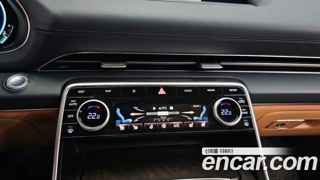 Genesis GV80 2023 — ფოტო 10/32