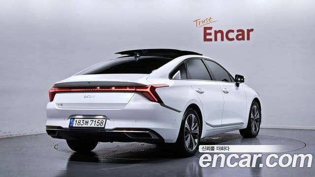 Kia K8 2023 — Şəkil 2/20