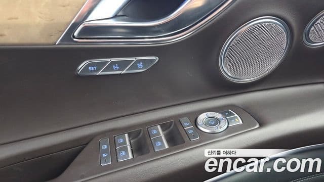 Genesis GV80 2023 — ფოტო 12/41