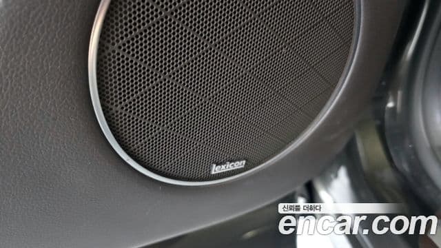 Genesis GV80 2023 — ფოტო 21/41