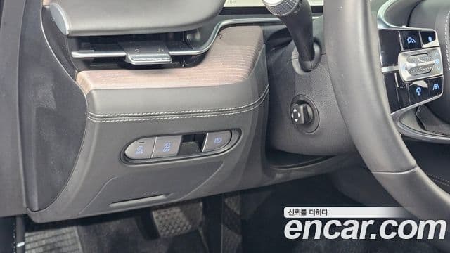 Genesis G90 2022 — ფოტო 19/20