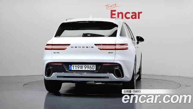 Genesis GV70 2023 — ფოტო 4/20