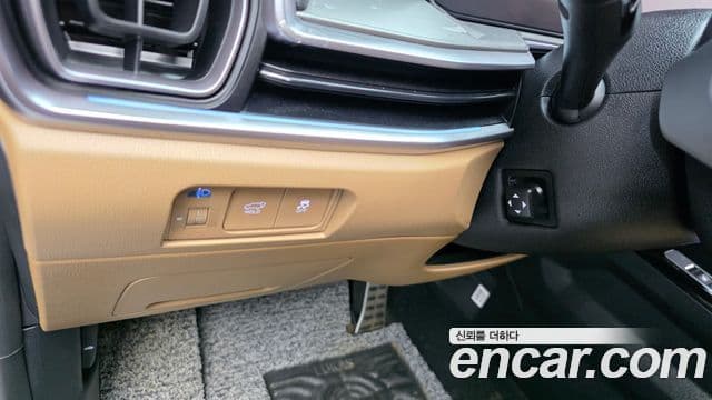 Kia Sorento 2023 — ფოტო 4/35